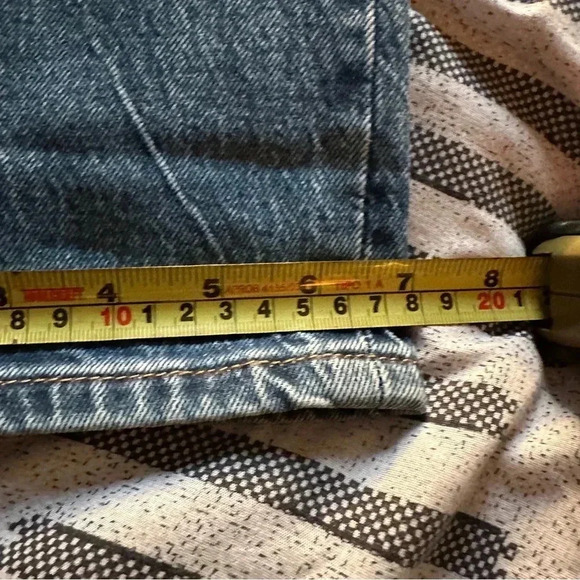 Levis Women Straight leg 501 button fly - Picture 11 of 13